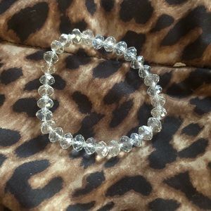 Clear gem bracelet✨